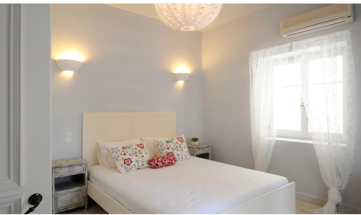 Anelina Paxos Residences Gaios Esterno foto
